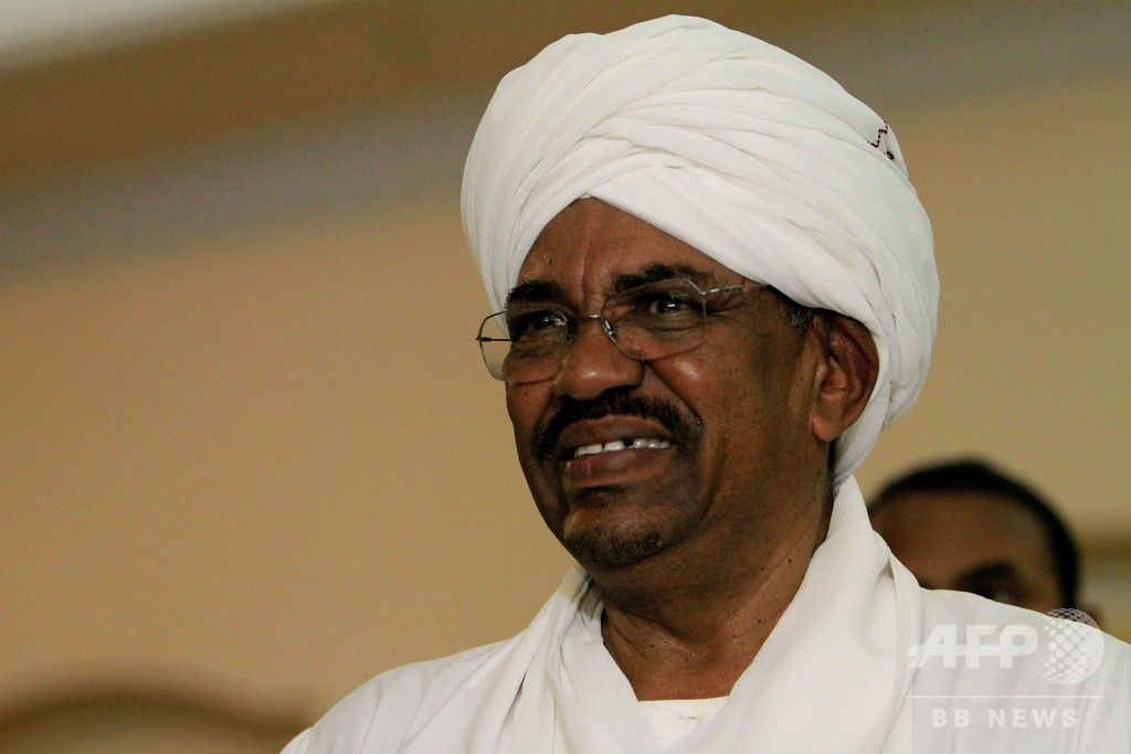 スーダン、バシル前大統領らをICCに引き渡しへ ダルフール紛争の戦争犯罪などで