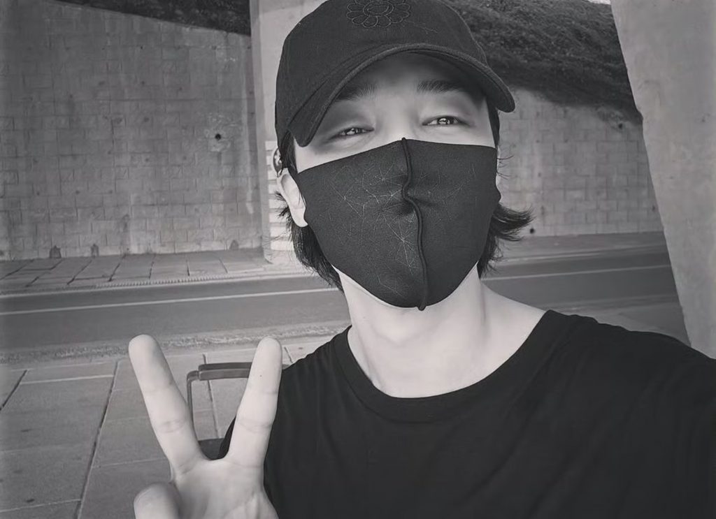 BTSのジミン、遅い秋の夜に詩的感性を発信 写真枚 国際ニュース：AFPBB