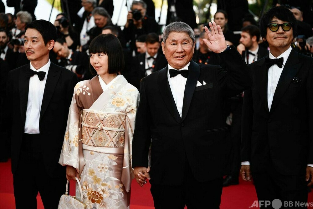 北野武監督、カンヌ映画祭に登場 写真19枚 国際ニュース:AFPBB News