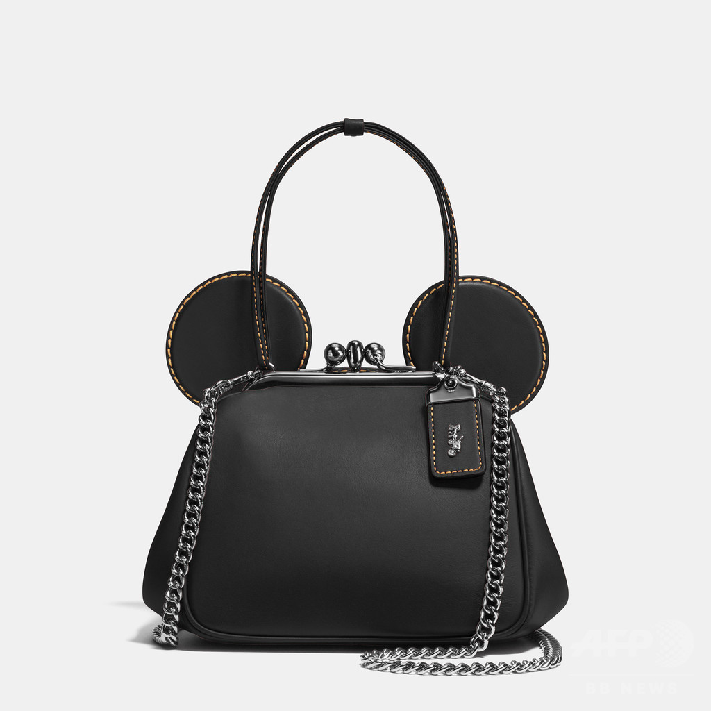 「ディズニー × コーチ」ミッキーのコレクション発売