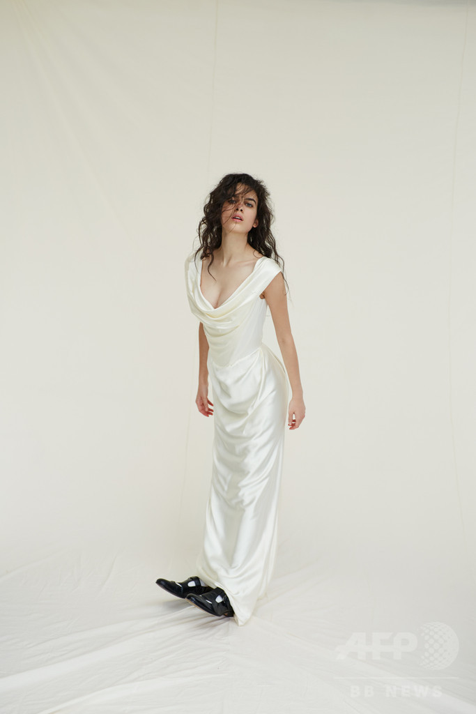 「ヴィヴィアン・ウエストウッド」ブライダルコレクション