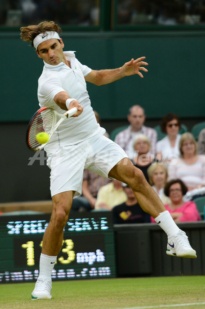 フェデラー、苦しみながらも4回戦へ ウィンブルドン選手権 写真10枚