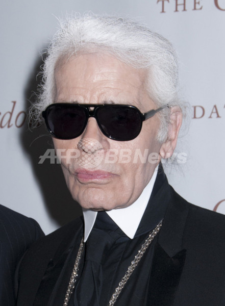 カール・ラガーフェルド、シュウ ウエムラとコラボレーション