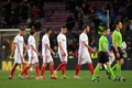 サッカースペイン国王杯準々決勝第2戦、FCバルセロナ対セビージャFC。ピッチを後にするセビージャFCの選手ら（2019年1月30日撮影）。(c)LLUIS GENE / AFP
