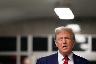 トランプ氏、環境規制の撤回約束 石油業界幹部に 米報道