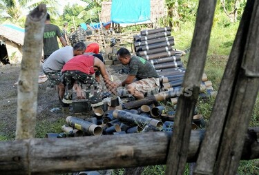 フィリピン・ミンダナオ島、戦闘激化で人道危機の懸念 写真14枚 国際