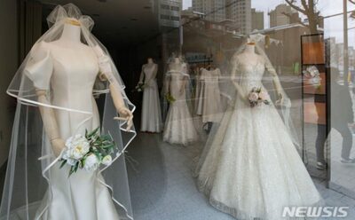 韓国「結婚する」青年3人に1人だけ…非婚の理由1位は？