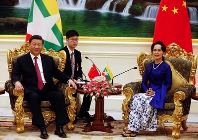 中国の習主席がミャンマー訪問、両国関係の「新時代」誓う