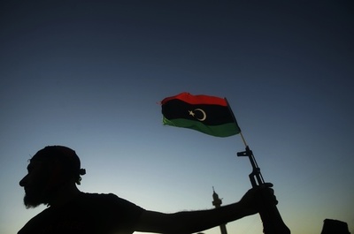 武装組織に誘拐された外国人3人、無事解放 リビア