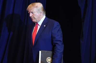 【解説】トランプ氏弾劾調査開始、今後どのように進むのか