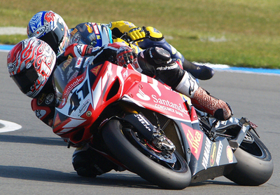 ＜07スーパーバイク世界選手権 第3戦ドニントンパークGP＞芳賀 レース2で優勝を果たす - 英国