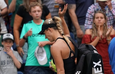ケルバーが全米16強逃す、女子単は上位シードの敗退相次ぐ