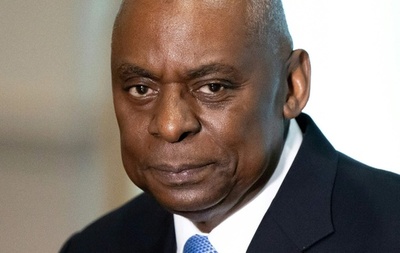 米国防長官、再入院 副長官が職務代行