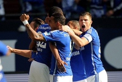 シャルケがドルトムントとのルールダービー制す