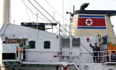 中国、北朝鮮の鉄鉱石や海産物など輸入停止へ 15日から