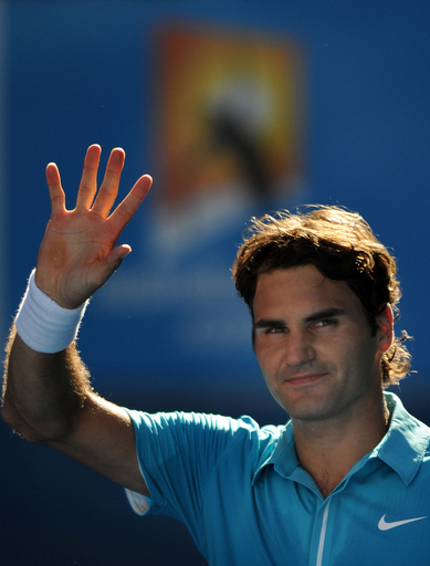 フェデラー 逆転勝ちで初戦突破、全豪オープンテニス