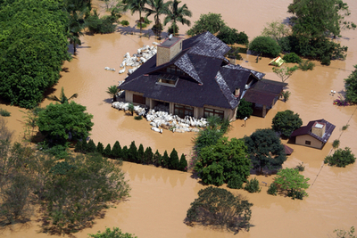 ブラジル南部洪水、5万人以上が避難