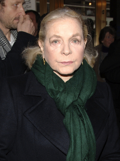 ロバート・アルトマン追悼式典にローレン・バコール出席 - 米国