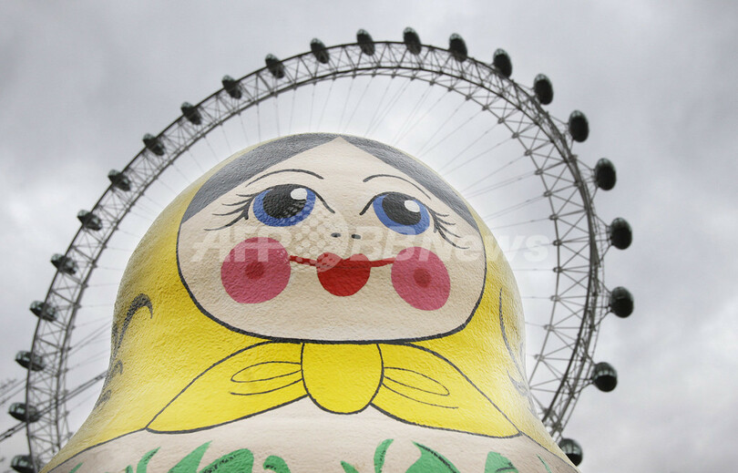 巨大マトリョーシカ ロンドンのロシア祭りに登場 写真1枚 国際ニュース Afpbb News