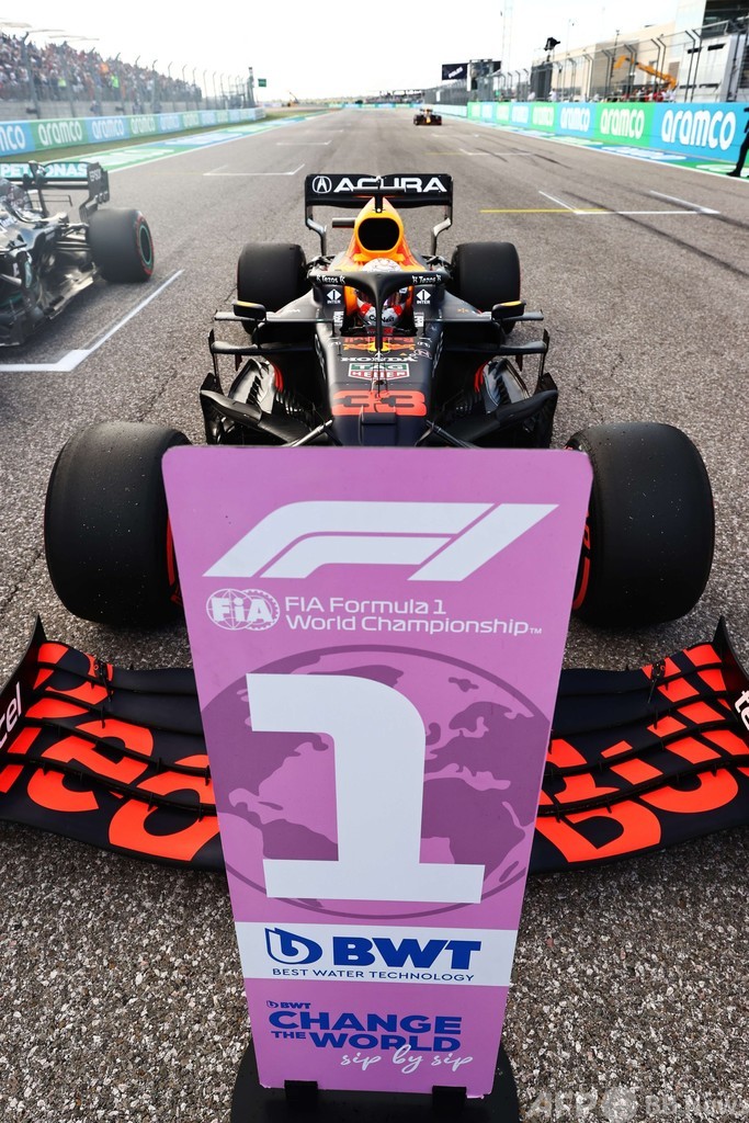 フェルスタッペン、12万人の前でハミルトン抑えポール 米国GP