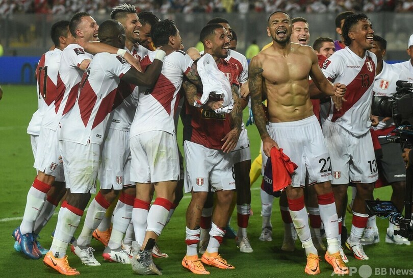 ペルーが大陸間po進出 コロンビアとチリは敗退 W杯南米予選 写真13枚 国際ニュース Afpbb News