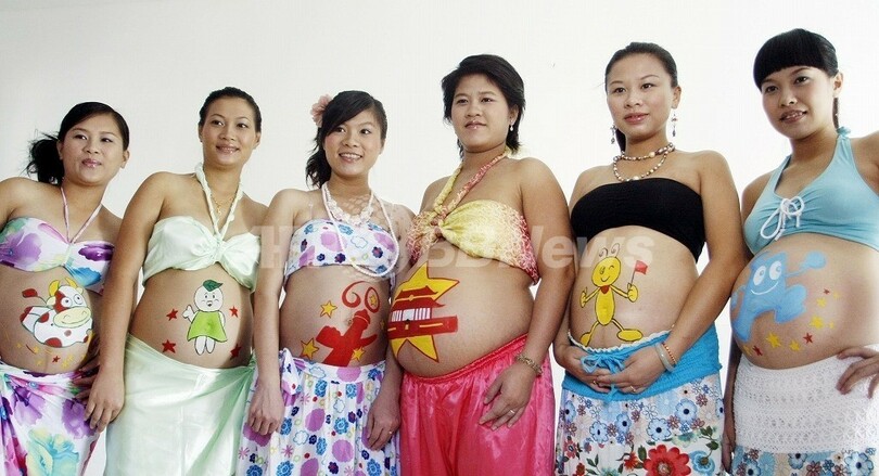妊婦のお腹のボディーペインティング コンテスト 中国 写真6枚 国際ニュース Afpbb News