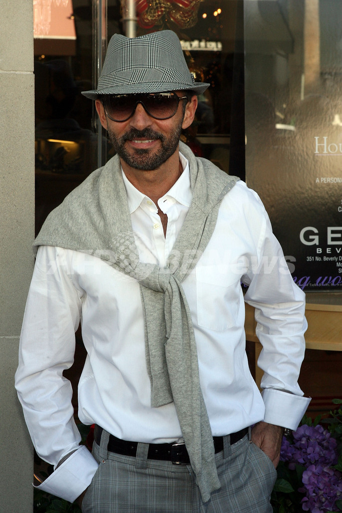 エリザベス・テイラーの宝飾ブランド、ホリデー・コレクションを発表