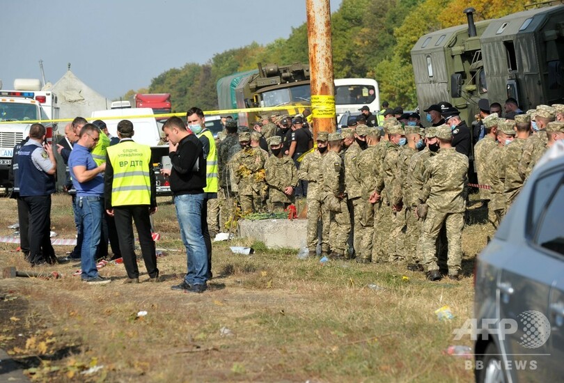 ウクライナ軍機墜落 死者4人増え26人 生存者1人に 写真5枚 国際ニュース Afpbb News