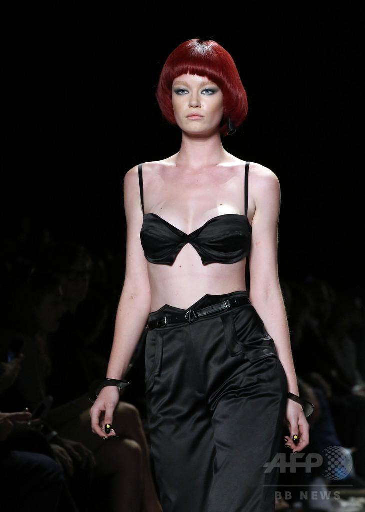 「ジェレミー・スコット」17年春夏