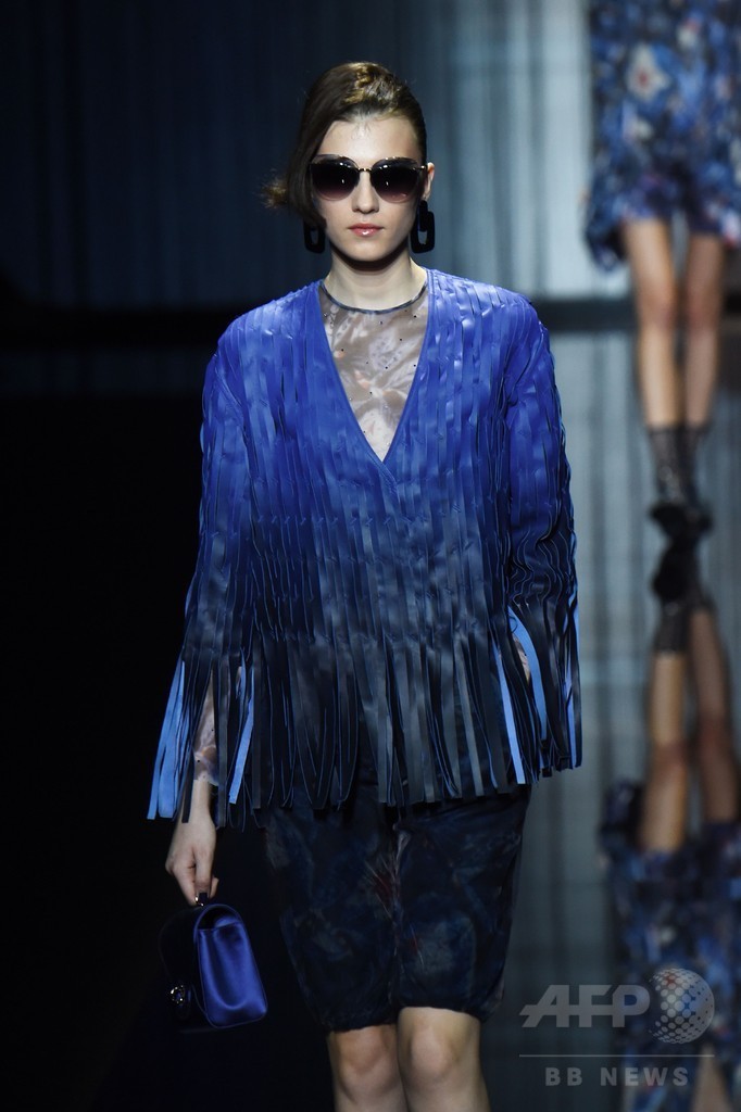 「ジョルジオ アルマーニ」17年春夏