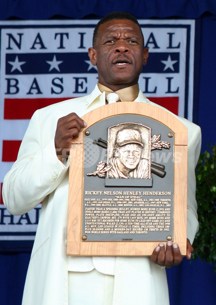 p*y様 【12月セール】リッキー・ヘンダーソン　サイン入りジャージ　MLBアス 盗塁王ヘンダーソン氏らが野球殿堂入り 写真13枚 ファッション