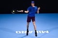 男子テニス、ネクストジェネレーション・ATPファイナルズ決勝。リターンを打つヤニック・シナー（2019年11月9日撮影）。(c)Marco Bertorello / AFP