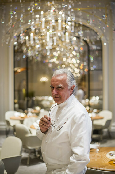 仏料理重鎮A・デュカス氏、パリ名店では肉料理提供せず 写真2枚 国際
