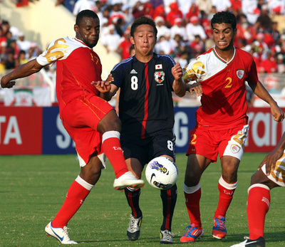 日本、岡崎の決勝ゴールでオマーン下す W杯アジア最終予選