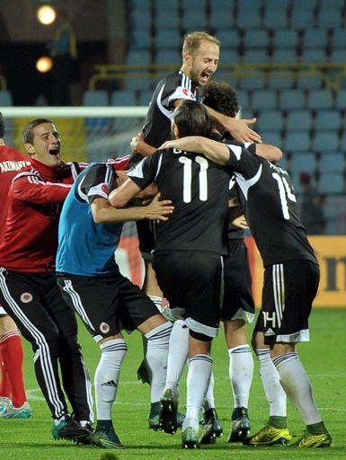 アルバニア、史上初の欧州選手権出場を決める