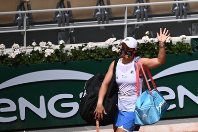 世界1位のバーティ、全仏OP2回戦で負傷棄権