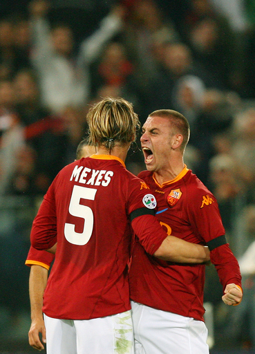 ローマ ラツィオとのダービーを制す