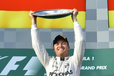 ロズベルグ、ハミルトンを抑え開幕戦オーストラリアGP制す