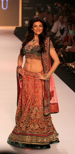 ＜インド・インターナショナル・ジュエリー・ウィーク＞「Dipti Amisha」などが新作発表