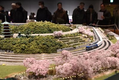 鉄道模型フェスタ、ご当地路線キャラも登場　神奈川