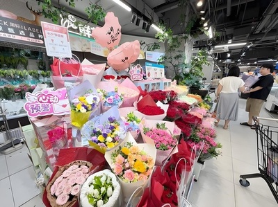 中国の七夕 花市場が盛り上がり 中年層がオンライン消費の新たな勢力に