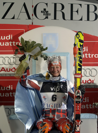 ポウティアイネン 女子回転・第8戦でシーズン初優勝