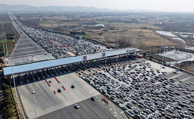 中国自動車メーカーの報告 今年の春節連休はインテリジェント運転が人気