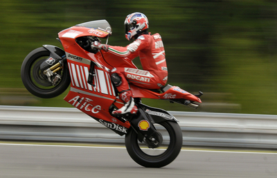 ストーナー チェコGP・MotoGPクラスフリー走行2回目で2番手