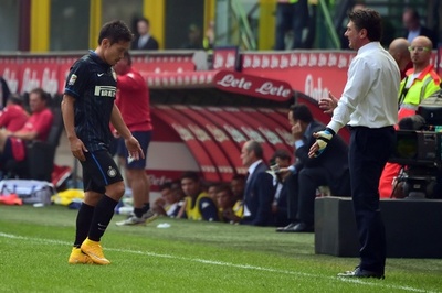 長友退場のインテル、カリアリに4失点で惨敗