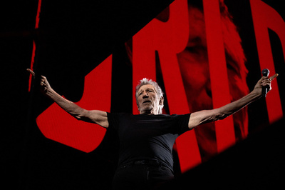 ピンク・フロイド元メンバー、独公演でナチス風衣装  憎悪扇動か