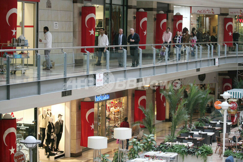 トルコで89回目の共和国記念日、「トルコの星」が祝う