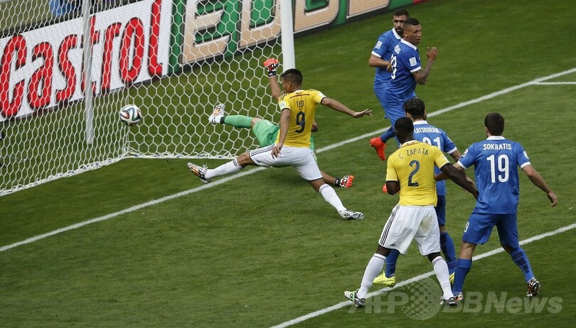 コロンビアがギリシャに快勝、ファルカオ不在を感じさせず