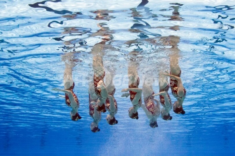 普段では見られない！水中カメラがとらえた世界水泳・シンクロナイズドスイミング団体