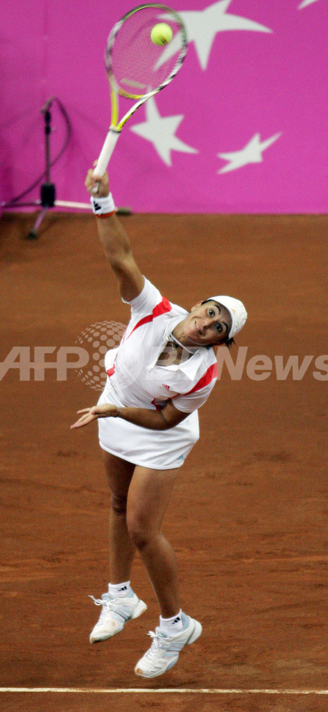 ＜女子テニス 07フェドカップ＞ロシア ペトロワが勝利し初戦を白星で飾る - ロシア